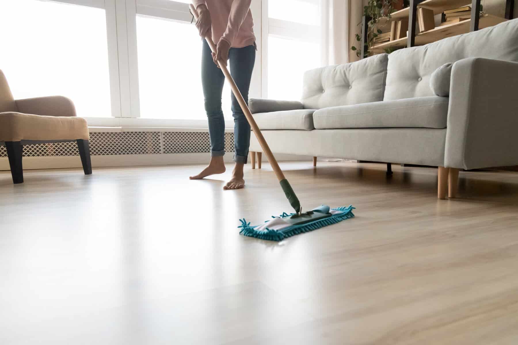 Wash laminate floors