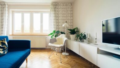 What makes a floor plan feel outdated?