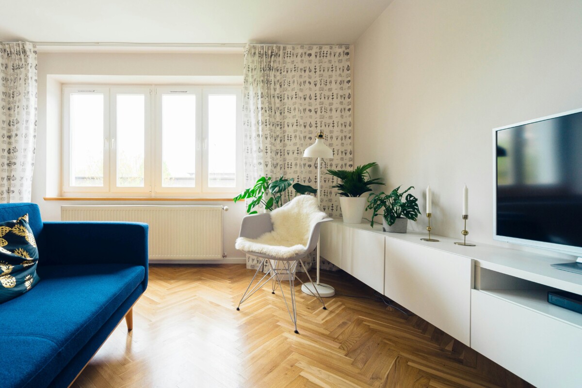 What makes a floor plan feel outdated?